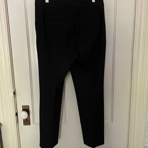 EUC Ann Taylor Kate black ankle pants size 4
